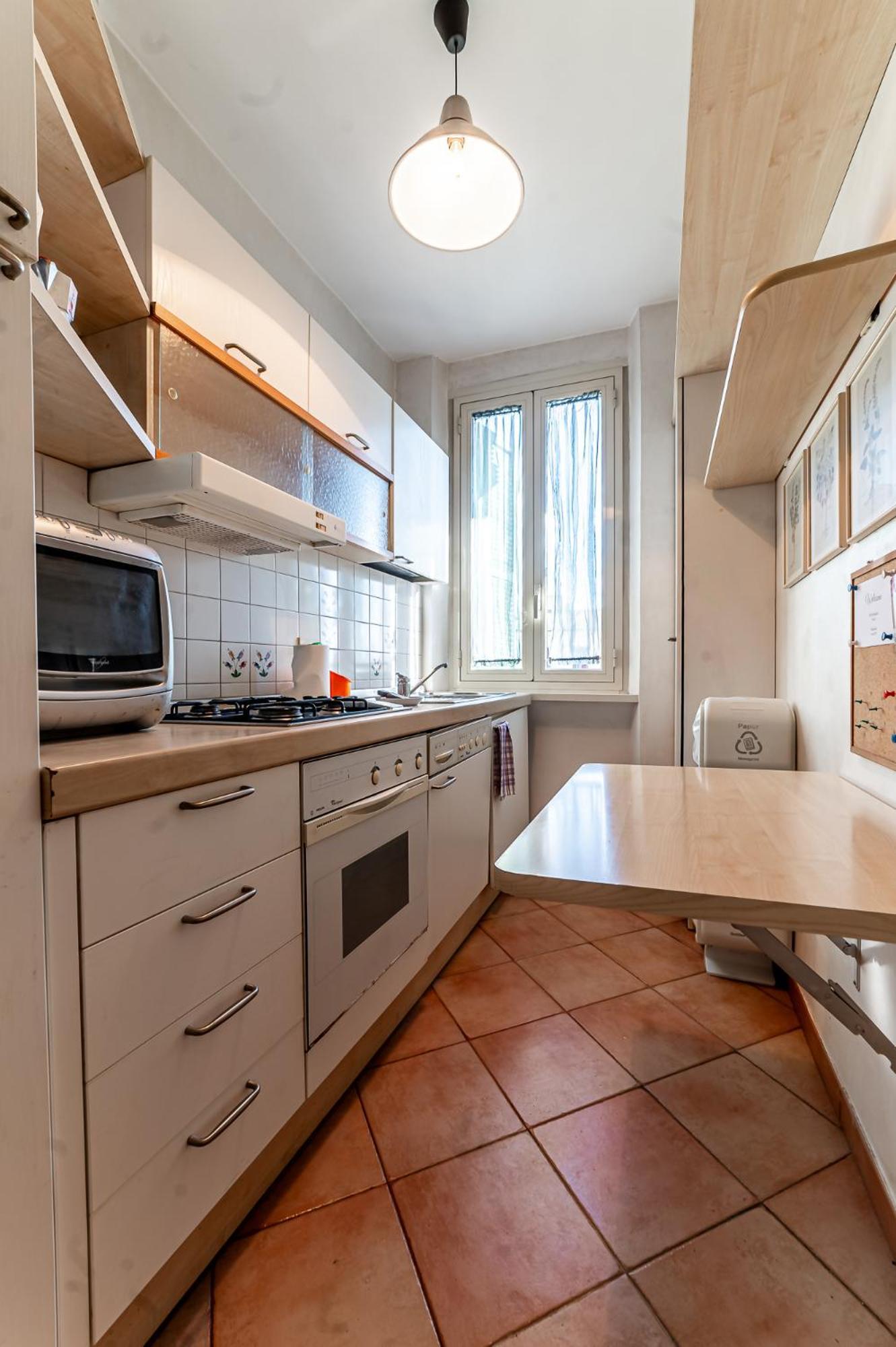 D&r - Metro Re Di Apartamento